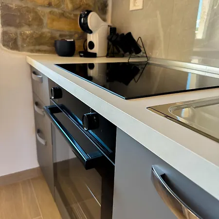 Apartma Burin *
